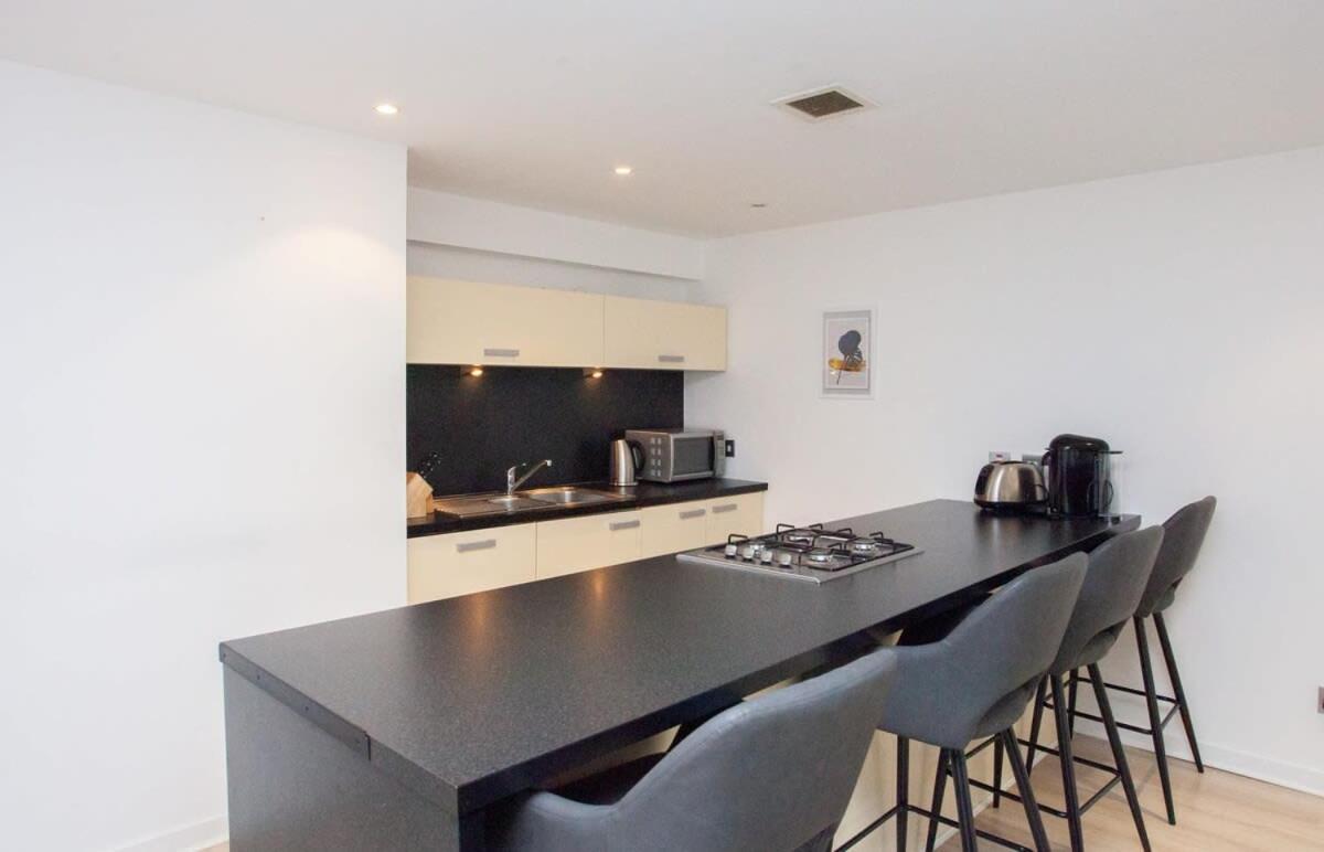 City Centre Apartment W Parking & Hyperoptic Wifi Glasgow Eksteriør billede