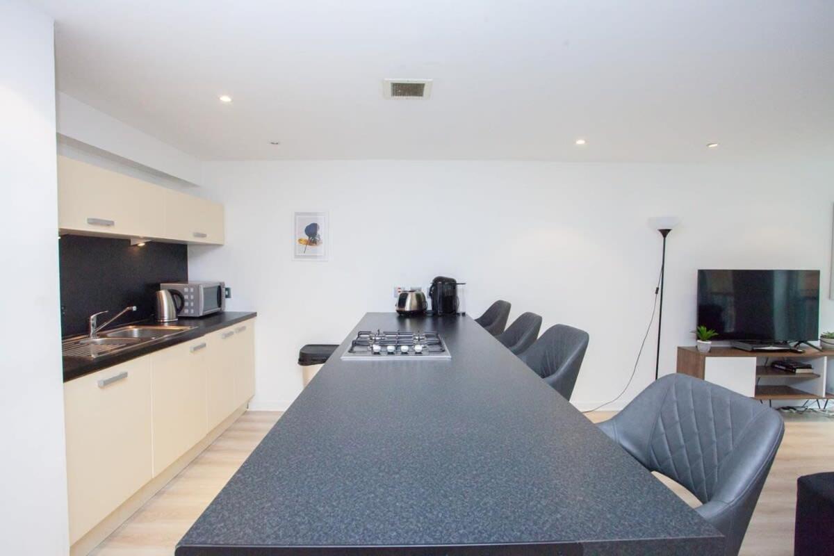 City Centre Apartment W Parking & Hyperoptic Wifi Glasgow Eksteriør billede