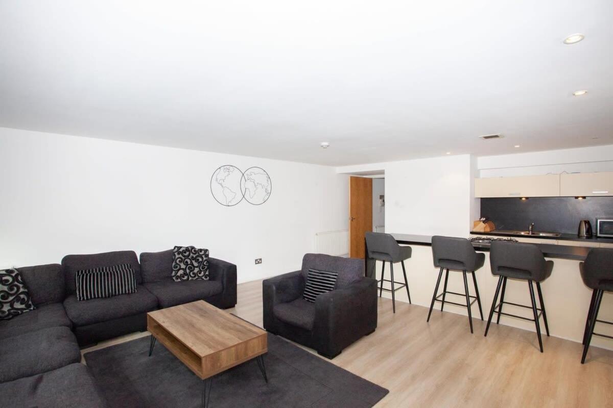 City Centre Apartment W Parking & Hyperoptic Wifi Glasgow Eksteriør billede